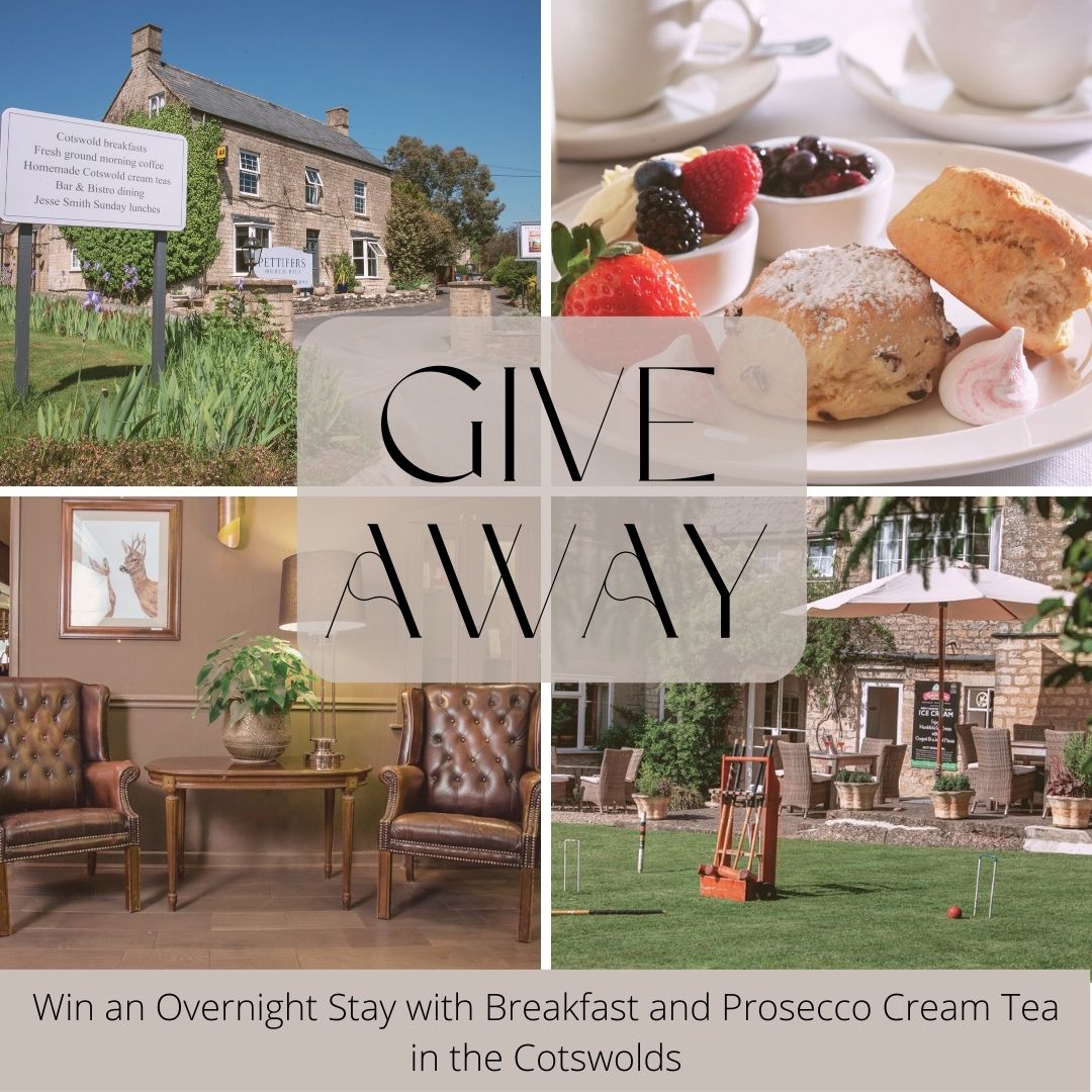 Win bed & breakfast in the Cotswolds